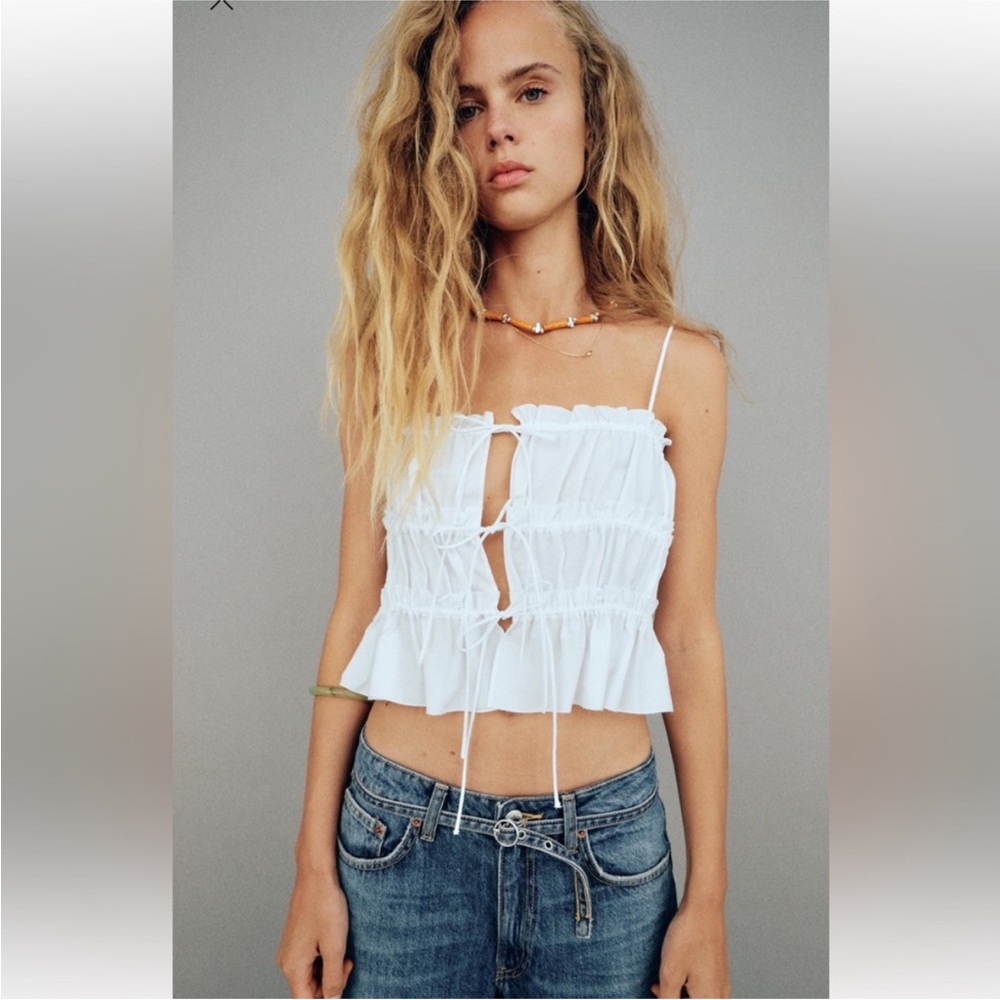 Zara White Ruffled Crop Top